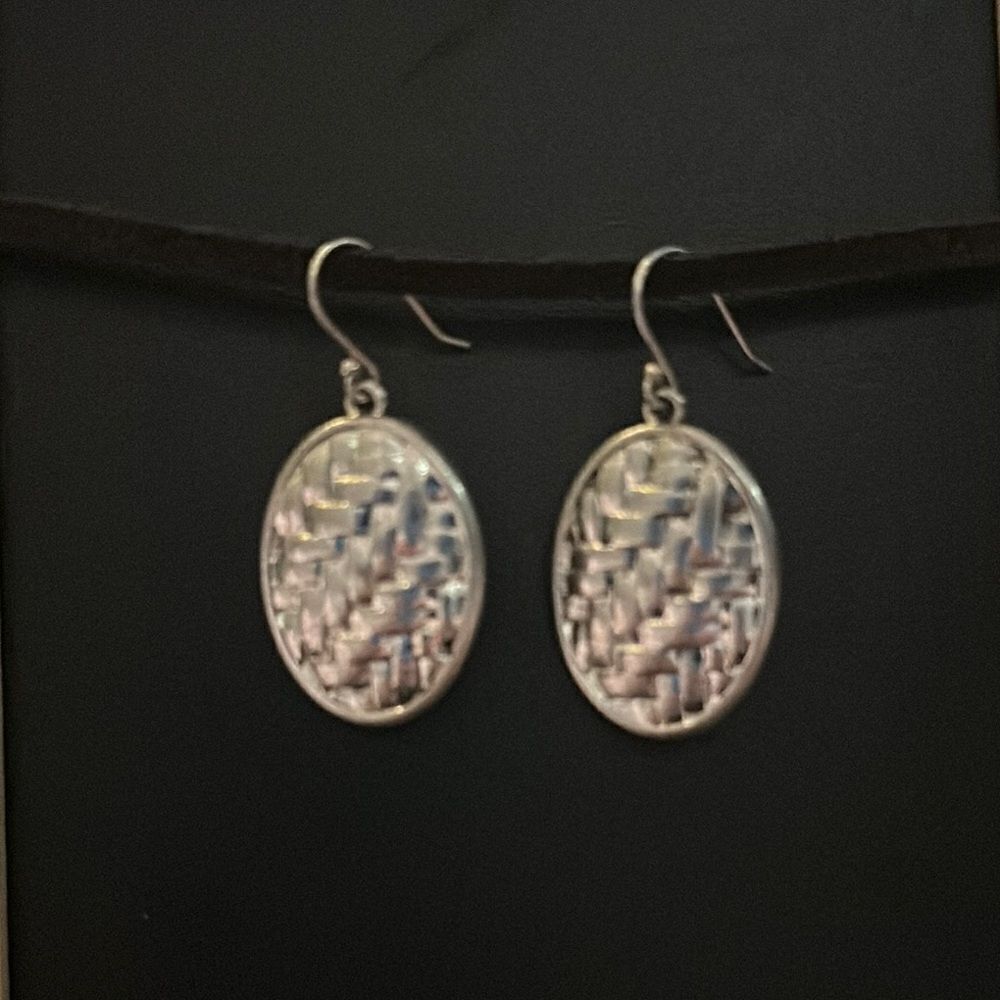 Silver Oval Woven Pattern Earrings